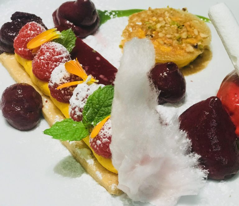 Restaurant Hôtel de Ville Fribourg / Dessert 2018 Restaurant Hôtel de Ville Fribourg / Dessert 2018